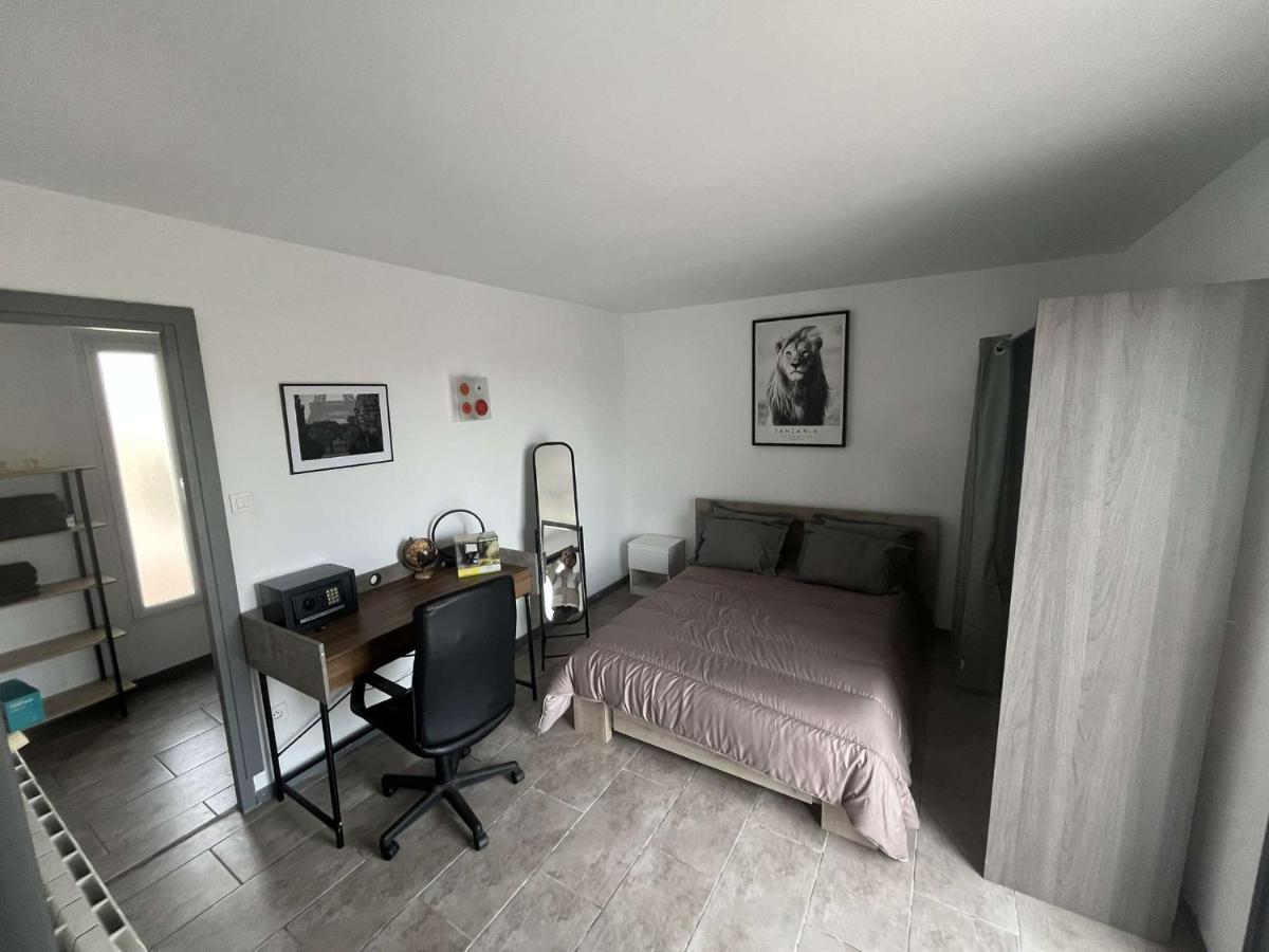 Superbe Appartement Avec Piscine Et Spa Privatif Villeneuve-lès-Béziers Exteriér fotografie